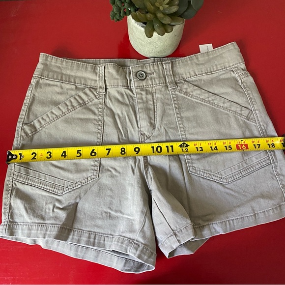 SUPPLIES TAN SHORTS - Picture 8 of 10